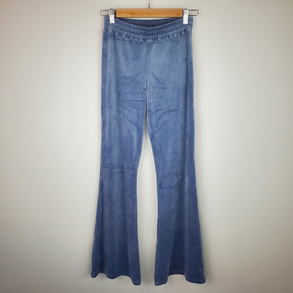 Hollister Size XS Ultra High-Rise Blue Flare Elastic Waist Sweatpant With Pocket